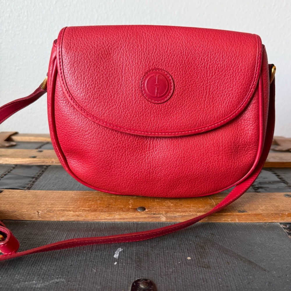 Vintage Gucci red crossbody